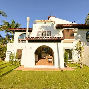 Ap/casa Com Jardim Em Na Beira Da Apartamento Florianópolis